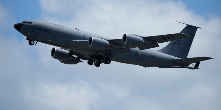 ‘Radiant’ mother from Kentucky among 6 U.S. service members who died in air crash in Iraq