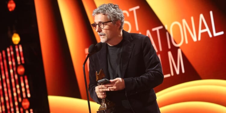 ‘The Secret Agent’ Explores Memory and Authoritarianism in Brazil