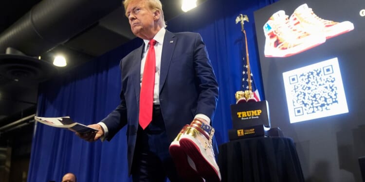 Trump family deal spree could open door for future presidents to profit from office