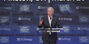 In apparent flub, Energy Secretary Wright says U.S. heading ‘in the wrong direction’