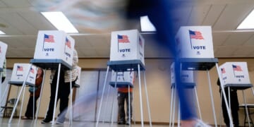 Former Wisconsin man sentenced to 20 months in federal prison for illegal campaign contributions