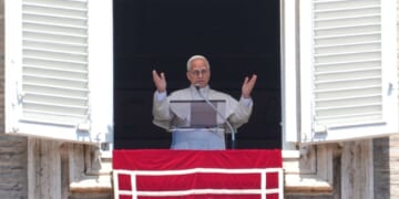 Pope Leo XIV marks World Press Freedom Day in Sunday prayers