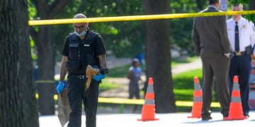 Officer-involved shooting near Washington Monument prompts brief WH lockdown, Secret Service says