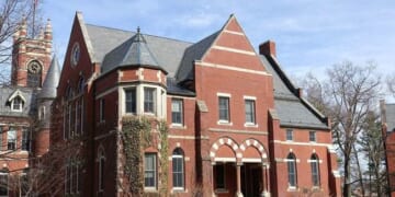 All-Female Smith College Under Investigation for Admitting Men – PJ Media