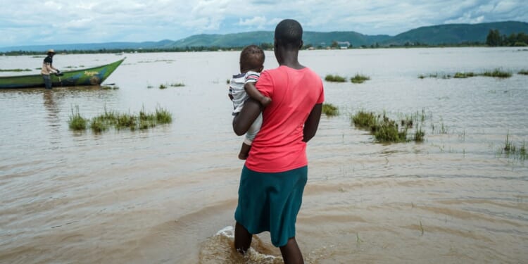 Floods Scatter Christian Communities in Africa
